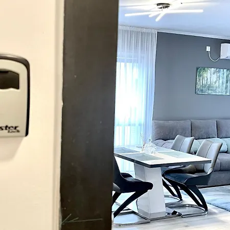 Forest View Апартаменты *